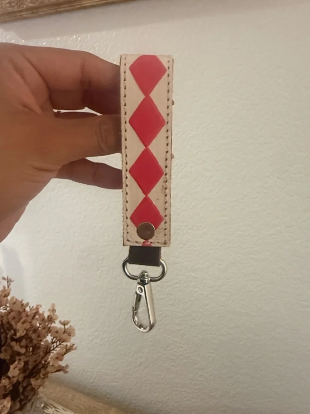 Leather key chain - Picture 3 of 3